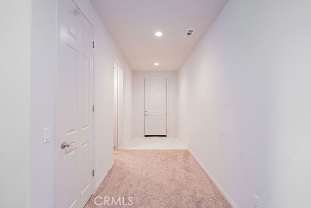 https://media.crmls.org/medias/0e028105-5326-42ad-90c2-2fa7e14d04e3.jpg?preset=X-Large