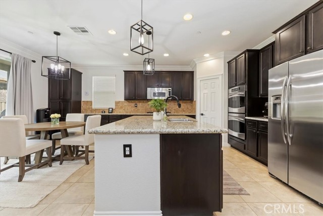 Detail Gallery Image 22 of 62 For 35555 Desert Rose Way, Lake Elsinore,  CA 92532 - 4 Beds | 3/1 Baths