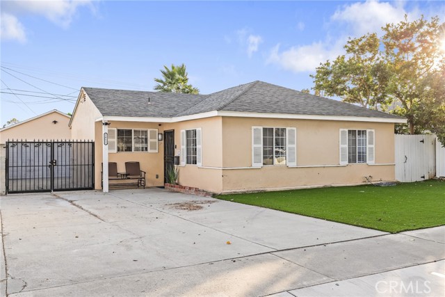 Detail Gallery Image 1 of 30 For 1052 Greenhedge St, Torrance,  CA 90502 - 4 Beds | 2 Baths