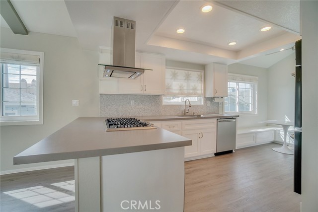 1802 Grant Avenue, Redondo Beach, California 90278, 3 Bedrooms Bedrooms, ,2 BathroomsBathrooms,Residential,Sold,Grant,SB21239095