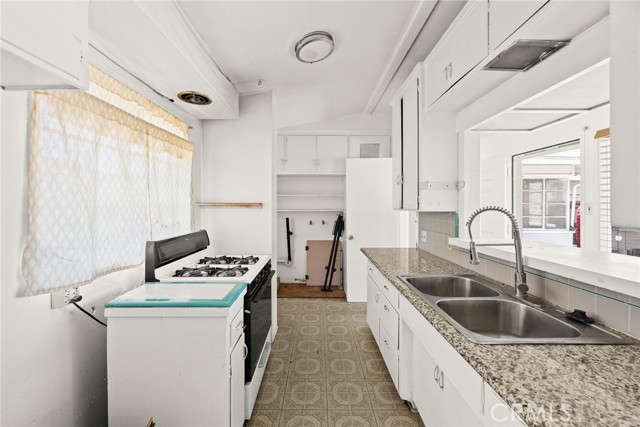 2517 S 2nd Avenue, Arcadia CA: https://media.crmls.org/medias/0e03534b-872b-4277-99d9-2833391187ff.jpg