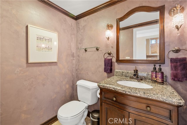 Detail Gallery Image 18 of 51 For 949 Falmouth St, Thousand Oaks,  CA 91362 - 4 Beds | 3/1 Baths