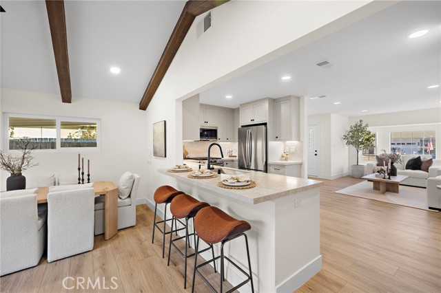 12941 Keith Place, Tustin CA: https://media.crmls.org/medias/0e051ee3-9f38-4901-bdaa-ad52e8def525.jpg