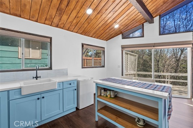 Detail Gallery Image 6 of 24 For 26305 Jacqueline Rd, Twin Peaks,  CA 92391 - 2 Beds | 2 Baths