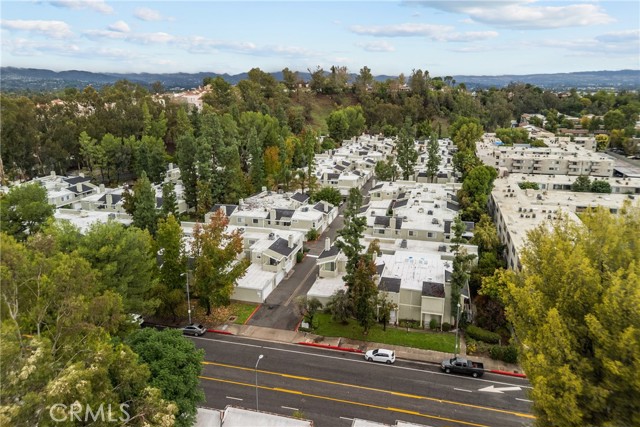 Detail Gallery Image 24 of 24 For 22123 Burbank Blvd #2, Woodland Hills,  CA 91367 - 3 Beds | 2/1 Baths