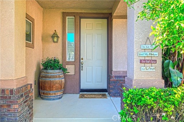 25269 Corte Mandarina, Murrieta CA: https://media.crmls.org/medias/0e073aa4-5c0f-4546-a623-aded962bb0e9.jpg
