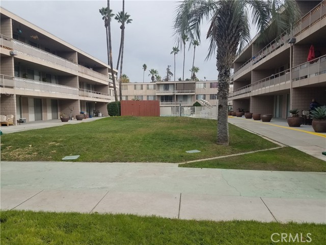 Detail Gallery Image 2 of 22 For 6979 Palm Ct 239m,  Riverside,  CA 92506 - 2 Beds | 1 Baths