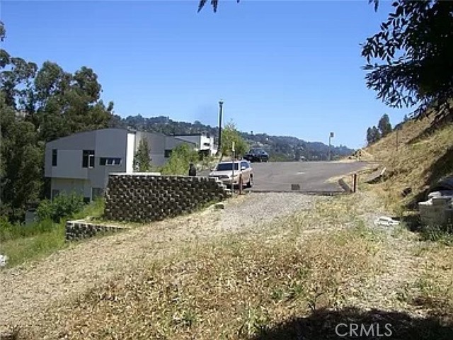 0 Sheridan, Oakland CA: https://media.crmls.org/medias/0e092f0c-fb9e-468f-ac83-5943e5c95298.jpg