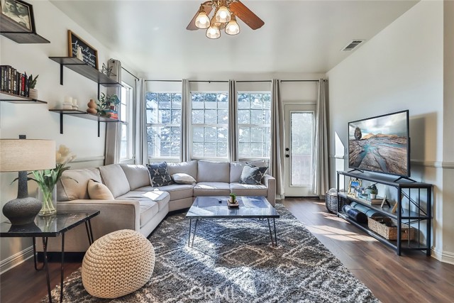 176 Pine Ridge Road, Crestline CA: https://media.crmls.org/medias/0e0a3c02-0fae-49ce-8396-b480e07aaefd.jpg