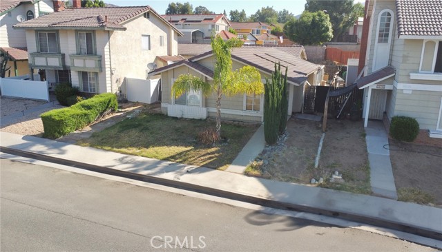 Detail Gallery Image 3 of 23 For 23790 Parkland Ave, Moreno Valley,  CA 92557 - 3 Beds | 2 Baths