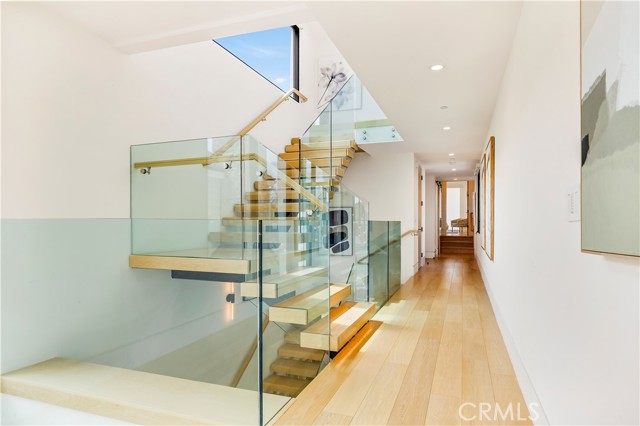 Detail Gallery Image 37 of 62 For 221 Heliotrope Ave, Corona Del Mar,  CA 92625 - 4 Beds | 5/1 Baths