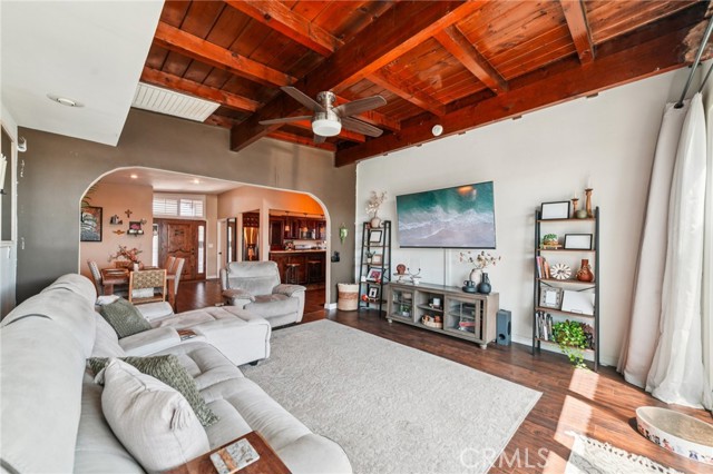 9642 Aero Drive, Pico Rivera CA: https://media.crmls.org/medias/0e0d014a-58c6-4185-865c-26c588f65faf.jpg