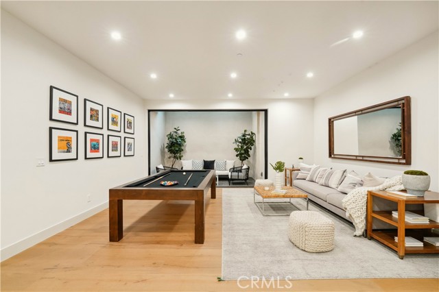 Detail Gallery Image 44 of 56 For 5136 Nagle Ave, Sherman Oaks,  CA 91423 - 6 Beds | 6/2 Baths