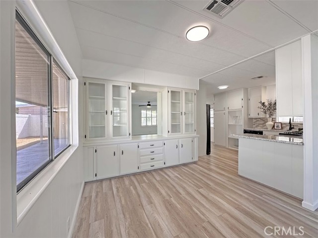 Detail Gallery Image 5 of 21 For 199 Juniper, Palm Springs,  CA 92264 - 2 Beds | 2 Baths