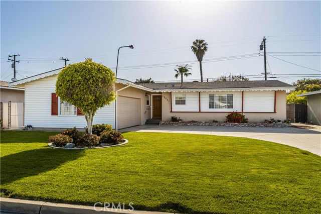 Detail Gallery Image 3 of 39 For 12221 Movius Dr, Garden Grove,  CA 92840 - 4 Beds | 2 Baths