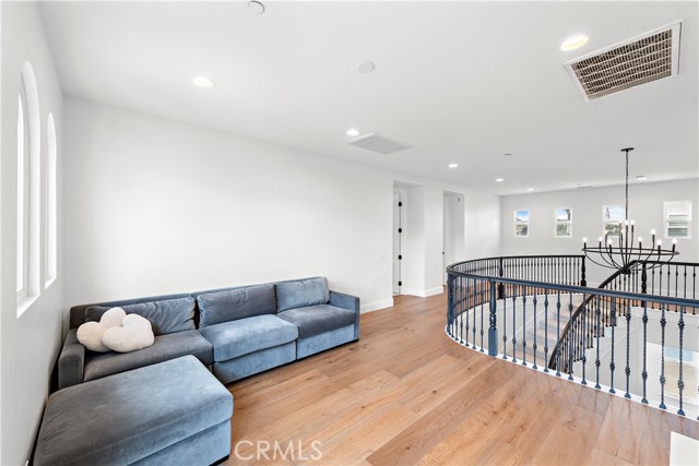 0e0e6f56 26c6 493b A4a9 2e032ee26a3a