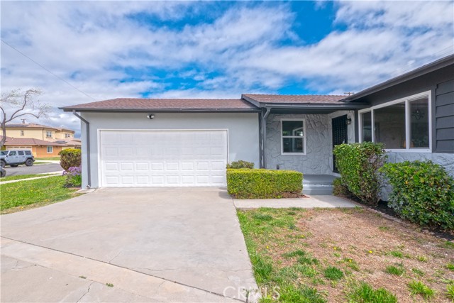 Detail Gallery Image 5 of 43 For 14000 Arcturus Ave, Gardena,  CA 90249 - 3 Beds | 2 Baths
