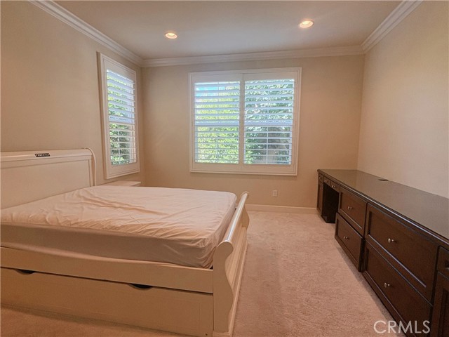 65 Rolling Green, Irvine CA: https://media.crmls.org/medias/0e0f0bc8-7dc2-4c47-be78-ed91686712a1.jpg