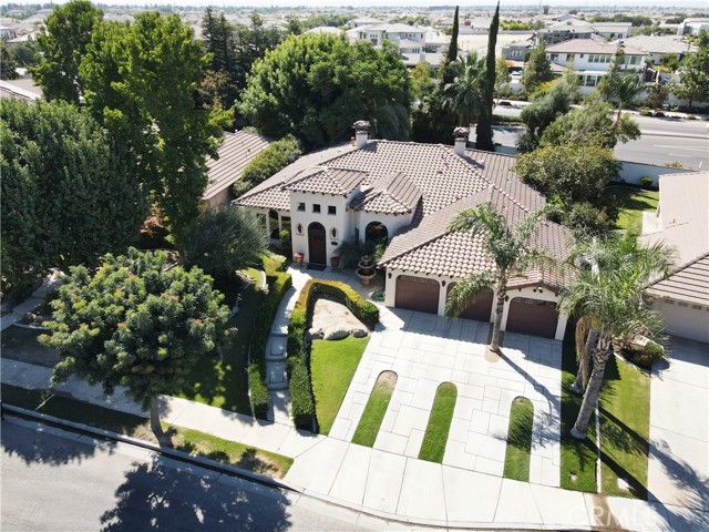 Detail Gallery Image 2 of 61 For 12011 Manorwood St, Bakersfield,  CA 93311 - 4 Beds | 2/1 Baths