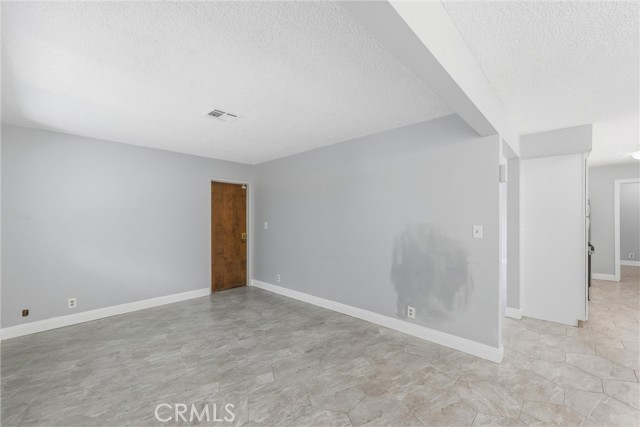 Detail Gallery Image 25 of 38 For 24673 Barton, Loma Linda,  CA 92354 - 3 Beds | 2 Baths