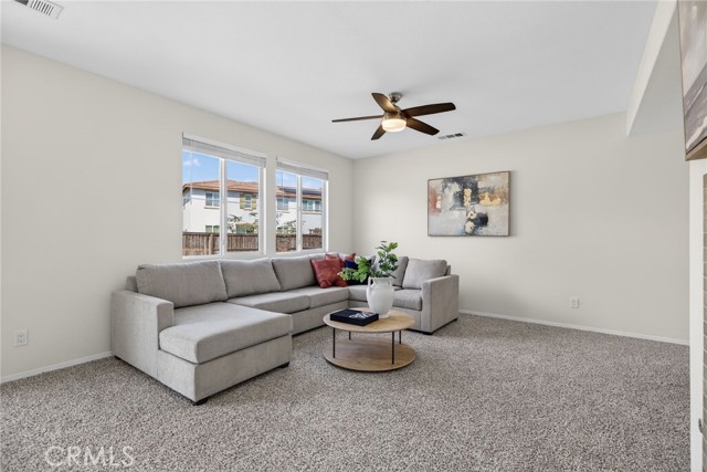 Detail Gallery Image 9 of 64 For 5996 Celeste, Hemet,  CA 92545 - 5 Beds | 3 Baths