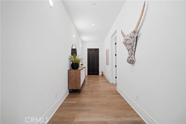 101 Lustro, Irvine CA: https://media.crmls.org/medias/0e117317-3933-4d50-aadb-c4ff79593c22.jpg