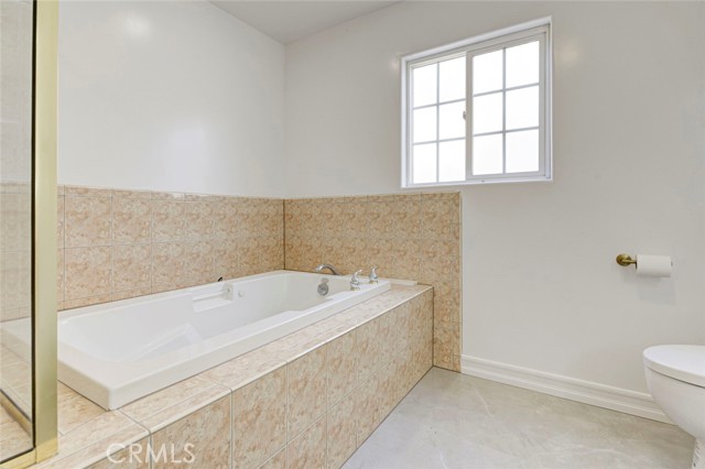 Detail Gallery Image 38 of 59 For 15121 Marlin Pl, Van Nuys,  CA 91405 - 4 Beds | 3 Baths