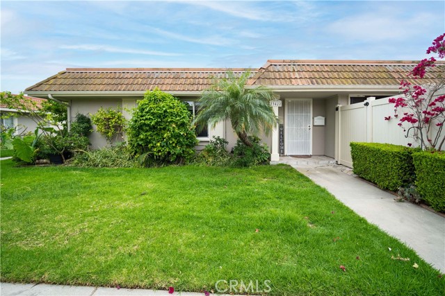 Detail Gallery Image 3 of 3 For 23422 via San Martine, Aliso Viejo,  CA 92656 - 3 Beds | 2 Baths