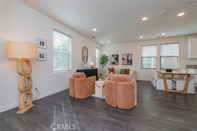 Detail Gallery Image 7 of 33 For 4836 S Monarch Pl, Ontario,  CA 91762 - 3 Beds | 3 Baths