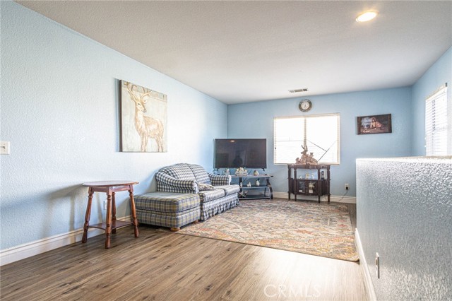 Detail Gallery Image 14 of 73 For 13106 Cerritos Ct, Hesperia,  CA 92344 - 4 Beds | 2/1 Baths
