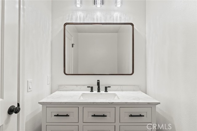 Detail Gallery Image 21 of 55 For 6216 Ellenview Ave, West Hills,  CA 91307 - 5 Beds | 2/1 Baths
