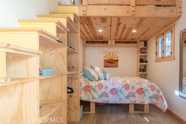 5223 Alhama Drive, Woodland Hills CA: https://media.crmls.org/medias/0e13fdad-c528-4835-bca7-b9a16ea599d9.jpg