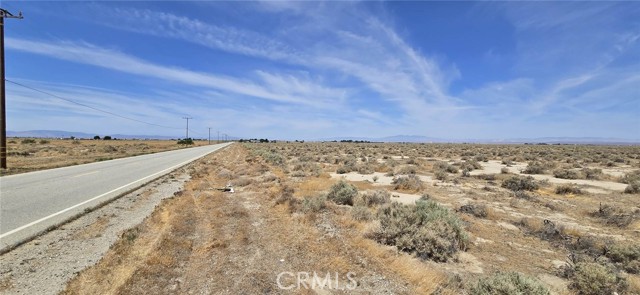 10900 Avenue H, Lancaster CA: https://media.crmls.org/medias/0e14843d-4495-4bae-93cf-66e42fccf4c4.jpg