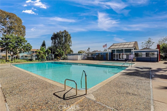 Detail Gallery Image 17 of 18 For 10210 Holburn, Huntington Beach,  CA 92646 - 1 Beds | 1 Baths