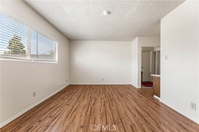 Detail Gallery Image 14 of 33 For 5530 Ackerfield Ave #206,  Long Beach,  CA 90805 - 2 Beds | 1 Baths