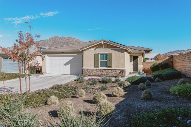 Detail Gallery Image 2 of 30 For 7552 Honeybell Ct, Riverside,  CA 92507 - 4 Beds | 2 Baths