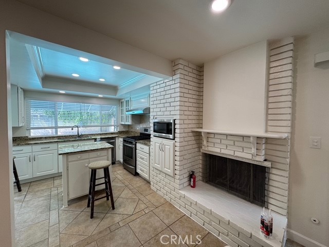 5212 Chablis Circle, Irvine CA: https://media.crmls.org/medias/0e15667e-23ea-4917-abbd-69d8d118b650.jpg
