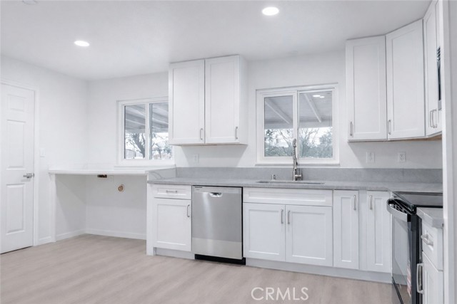 Detail Gallery Image 13 of 30 For 2002 N Woodridge, Hanford,  CA 93230 - 3 Beds | 1 Baths