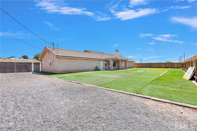 28094 Church Street, Barstow CA: https://media.crmls.org/medias/0e15c3bd-b485-4485-90c5-11435e9f3d86.jpg