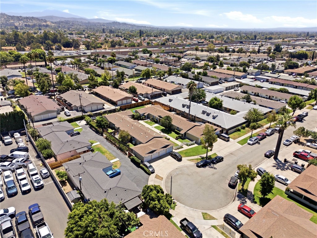 MLS #OC26168756 image #2