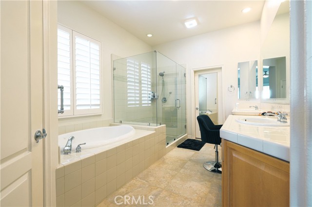 Detail Gallery Image 34 of 72 For 23 Volta Del Tintori St, Lake Elsinore,  CA 92532 - 5 Beds | 3 Baths