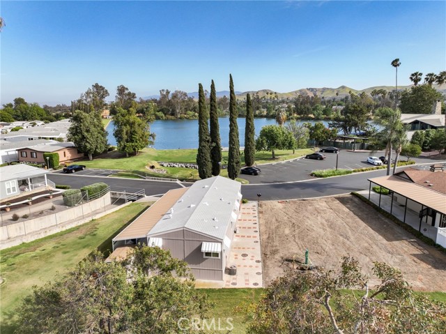 15111 Pipeline Avenue, Chino Hills CA: https://media.crmls.org/medias/0e181d9a-5b1a-4af4-81fc-c4b1579b0db1.jpg
