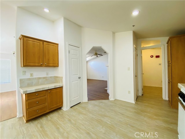 56476 Desert Gold Drive, Yucca Valley CA: https://media.crmls.org/medias/0e184d6d-b430-44d5-9180-c02a784e69c9.jpg