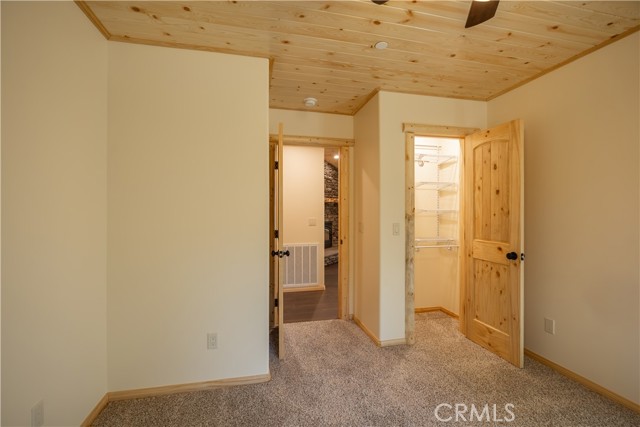 418 Los Angeles Avenue, Sugarloaf CA: https://media.crmls.org/medias/0e186823-2ce4-4f7b-ac8d-58e1ccf551fe.jpg