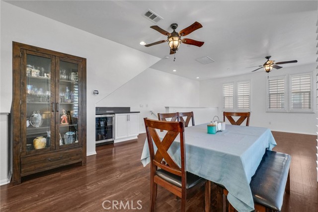 Detail Gallery Image 7 of 44 For 12473 Constellation St, Corona,  CA 91752 - 4 Beds | 3/1 Baths