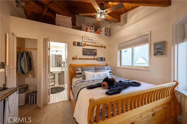 43811 Canyon Crest Drive, Big Bear Lake CA: https://media.crmls.org/medias/0e19ea54-1944-46a3-a40b-00b767a0999f.jpg