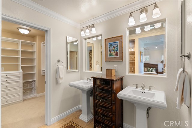 Detail Gallery Image 16 of 22 For 2501 Bungalow Pl #1,  Corona Del Mar,  CA 92625 - 2 Beds | 2/1 Baths