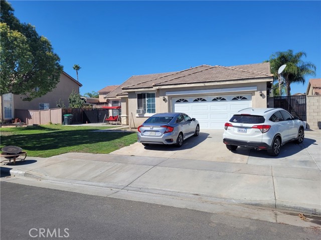 Image 2 for 437 Winthrop Dr, Hemet, CA 92544