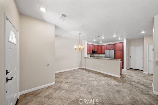 Detail Gallery Image 8 of 54 For 28266 Socorro St #93,  Murrieta,  CA 92563 - 3 Beds | 2/1 Baths
