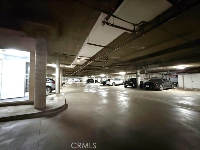5151 Balboa Boulevard, Encino CA: https://media.crmls.org/medias/0e1c1b7a-200d-4134-b49f-3eab0c00bb34.jpg